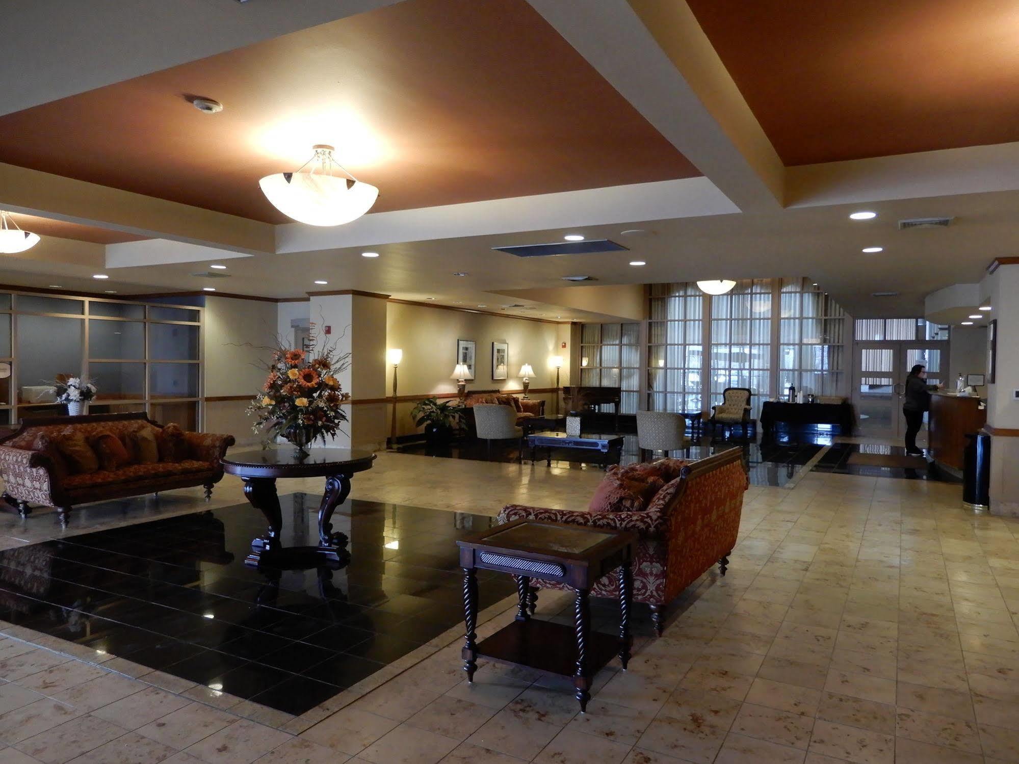 Clarion Hotel Milwaukee Airport Exterior photo